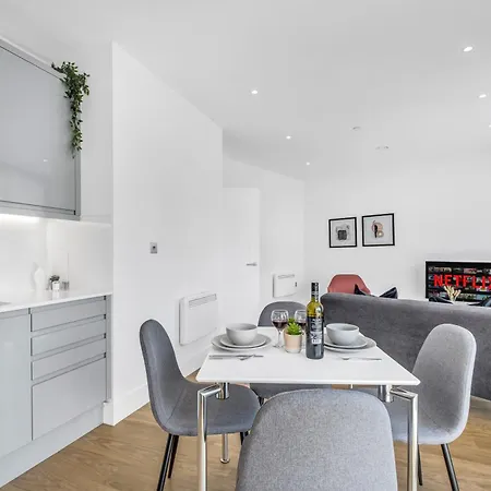 Apartamento Pluxa Nero Deluxe - Bliss 2bath, Walk To Transit